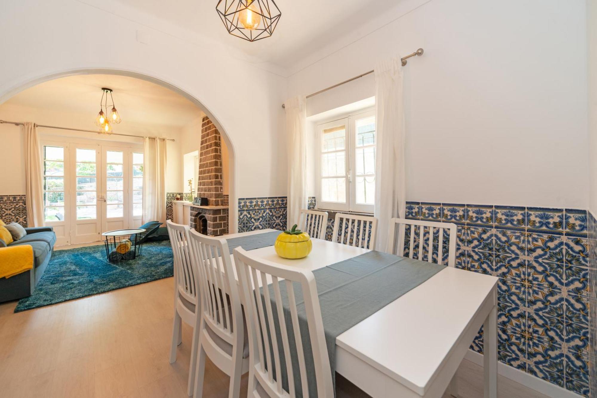 Сasa de vacaciones 4-bedroom House In Cascais, Near Guincho *